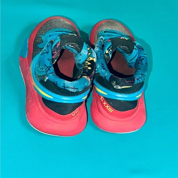 Nike Kyrie 8 GO SE (PS) Kids Shoes 11c - Picture 5 of 5